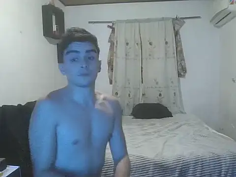 Snapshot of Rodrigo99_9 chatting on 04.21.26 Rodrigo99 9 online show from 04.21.26