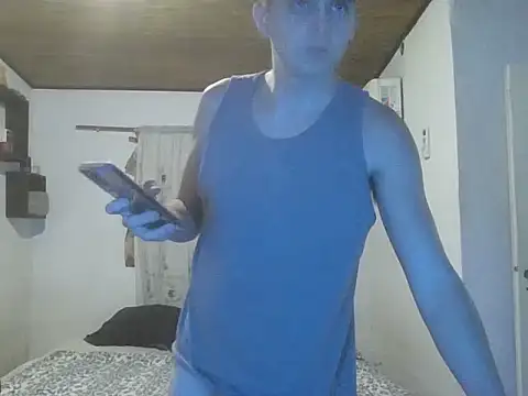 Snapshot of Rodrigo99_9 chatting on 04.22.26 Rodrigo99 9 online show from 04.22.26