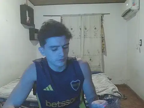 Snapshot of Rodrigo99_9 chatting on 05.05.26 Rodrigo99 9 online show from 05.05.26