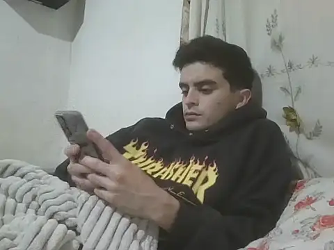 Snapshot of Rodrigo99_9 chatting on 05.11.26 Rodrigo99 9 online show from 05.11.26