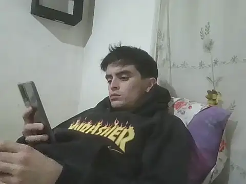 Snapshot of Rodrigo99_9 chatting on 05.14.26 Rodrigo99 9 online show from 05.14.26