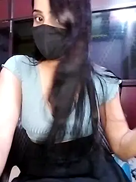 Snapshot of Amisha2 chatting on 09.17.25 Amisha2 online show from 09.17.25