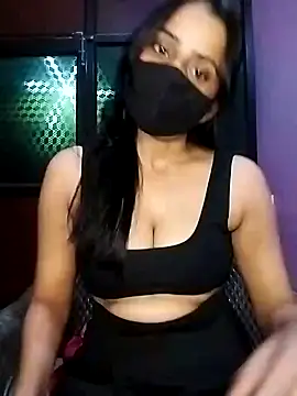 Snapshot of Amisha2 chatting on 10.16.25 Amisha2 online show from 10.16.25