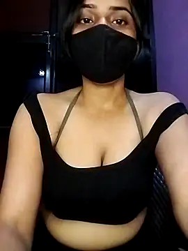 Snapshot of Amisha2 chatting on 10.17.25 Amisha2 online show from 10.17.25