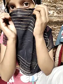 Snapshot of Indian-Aleena chatting on 09.26.25 Indian-Aleena online show from 09.26.25