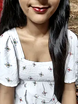 Snapshot of Indian-Aleena chatting on 10.09.25 Indian-Aleena online show from 10.09.25
