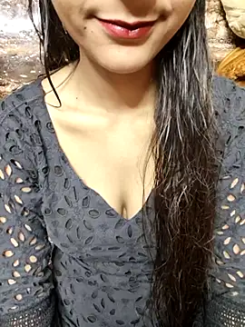 Snapshot of Indian-Aleena chatting on 10.14.25 Indian-Aleena online show from 10.14.25