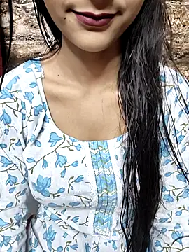 Snapshot of Indian-Aleena chatting on 10.17.25 Indian-Aleena online show from 10.17.25