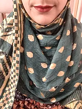 Snapshot of Indian-Aleena chatting on 02.10.26 Indian-Aleena online show from 02.10.26