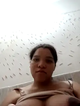 VictoriDior online show from 11.28.25