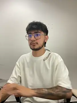 Snapshot of DanteRushh chatting on 10.14.25 DanteRushh online show from 10.14.25