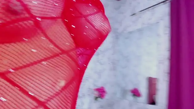 SofiiFoox online show from 02.07.26