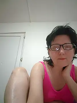 Vera Elle online show from 04.08.26