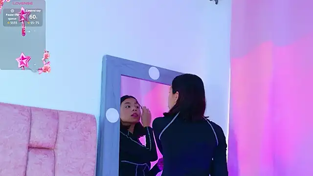 Snapshot of ScarlettLuxe chatting on 02.26.26 ScarlettLuxe online show from 02.26.26