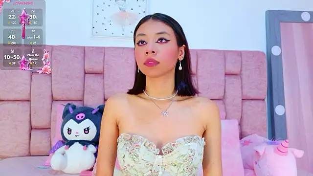 Snapshot of ScarlettLuxe chatting on 02.28.26 ScarlettLuxe online show from 02.28.26