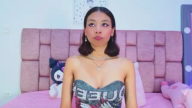 Snapshot of ScarlettLuxe chatting on 03.11.26 ScarlettLuxe online show from 03.11.26