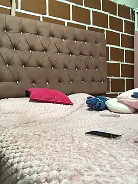 Rachellcooperrr online show from 02.19.26