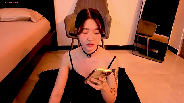 LilithCary online show from 07.12.26