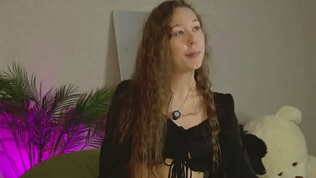 Snapshot of Molly_Kisss chatting on 05.16.26 Molly Kisss online show from 05.16.26