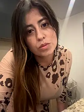 xSweetAlessiax online show from 11.17.25