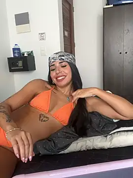 sweetbrunette22 online show from 07.28.26
