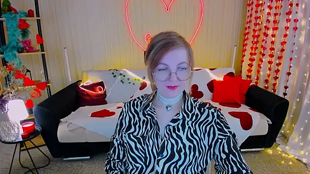 YourUniverser online show from 02.21.26