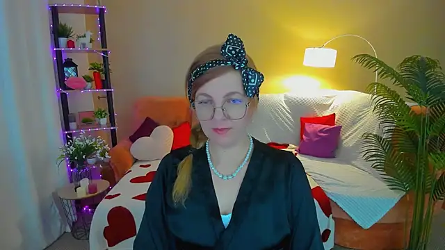 YourUniverser online show from 03.19.26