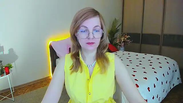 YourUniverser online show from 04.07.26