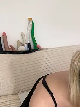Lesamantssexy online show from 05.15.26