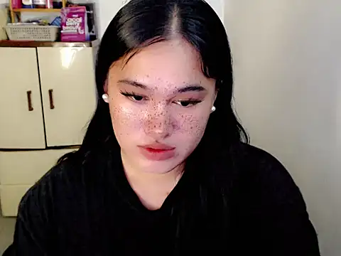 Snapshot of Annierose_ts chatting on 06.11.26 Annierose ts online show from 06.11.26