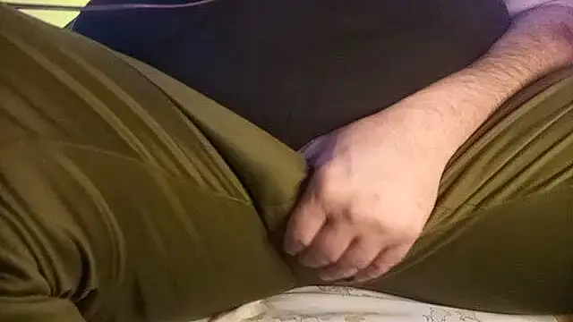 Snapshot of BabyBearMilk chatting on 09.30.25 BabyBearMilk online show from 09.30.25