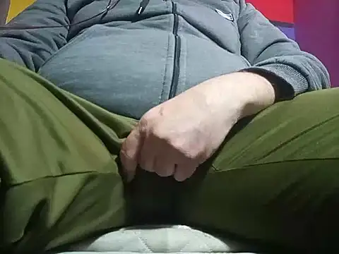 Snapshot of BabyBearMilk chatting on 10.29.25 BabyBearMilk online show from 10.29.25