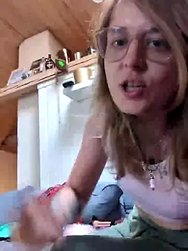 marijacucu online show from 07.24.26