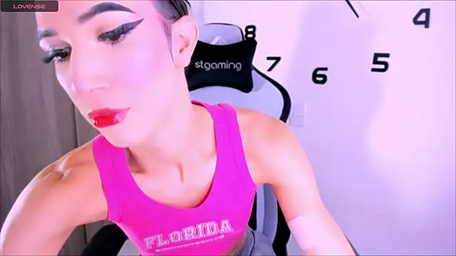 fhalon foxxxys  online show from 09.26.25