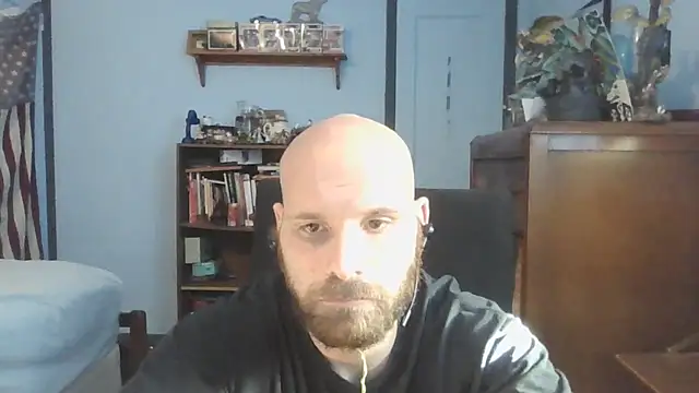 Snapshot of PDrents chatting on 09.12.25 PDrents online show from 09.12.25