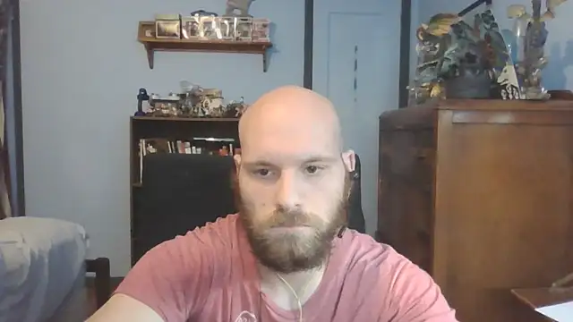 Snapshot of PDrents chatting on 09.27.25 PDrents online show from 09.27.25