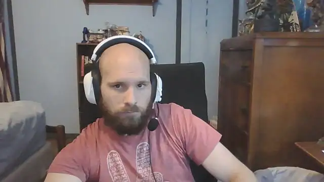 Snapshot of PDrents chatting on 10.26.25 PDrents online show from 10.26.25