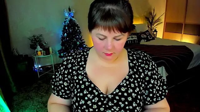 CrystaalStaar online show from 12.15.25