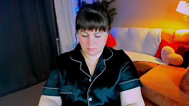Snapshot of CrystaalStaar chatting on 05.10.26 CrystaalStaar online show from 05.10.26