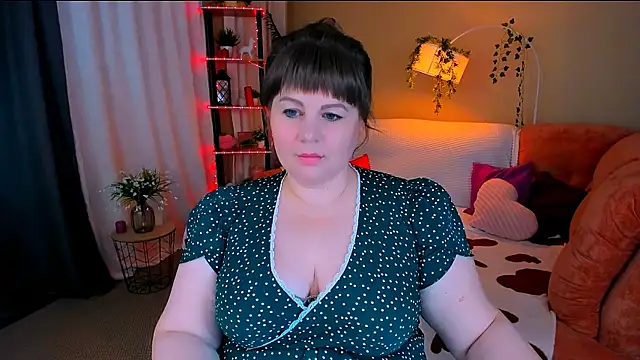 Snapshot of CrystaalStaar chatting on 05.26.26 CrystaalStaar online show from 05.26.26