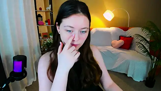 AlluringLookk online show from 02.27.26