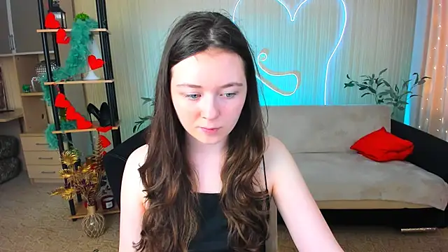 AlluringLookk online show from 07.22.26