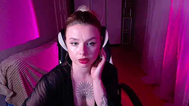 AngelicaHollywood online show from 02.16.26