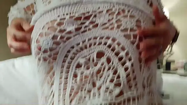 Snapshot of herguiltypleasure chatting on 11.27.25 herguiltypleasure online show from 11.27.25