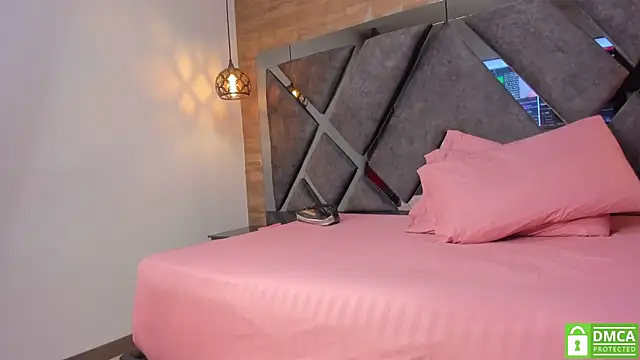 Snapshot of Ava_Bonny chatting on 09.20.25 Ava Bonny online show from 09.20.25