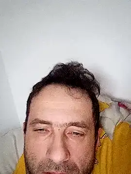 Snapshot of vasgabri chatting on 11.19.25 vasgabri online show from 11.19.25