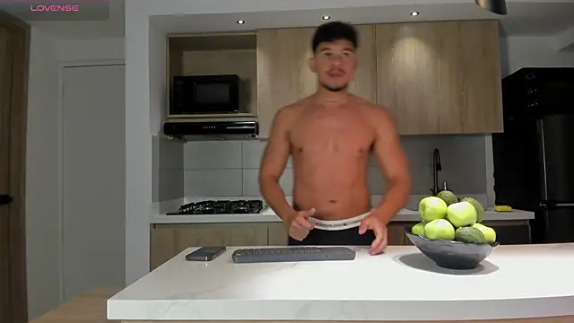 austin spears  online show from 07.12.26