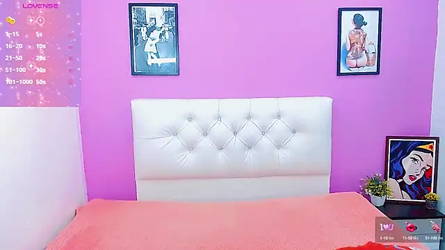 Snapshot of Azley_sweet chatting on 09.25.25 Azley sweet online show from 09.25.25