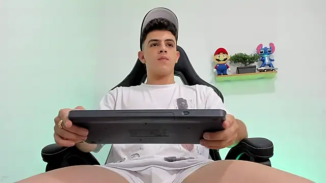 Mikecooper online show from 02.25.26