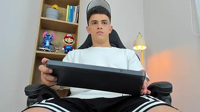 Mikecooper online show from 04.08.26